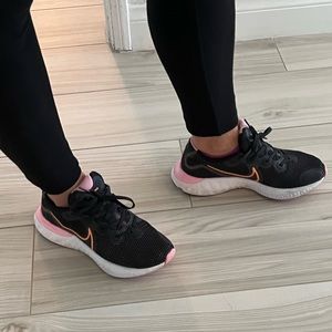 Women’s Nike Renew Run Sneakers